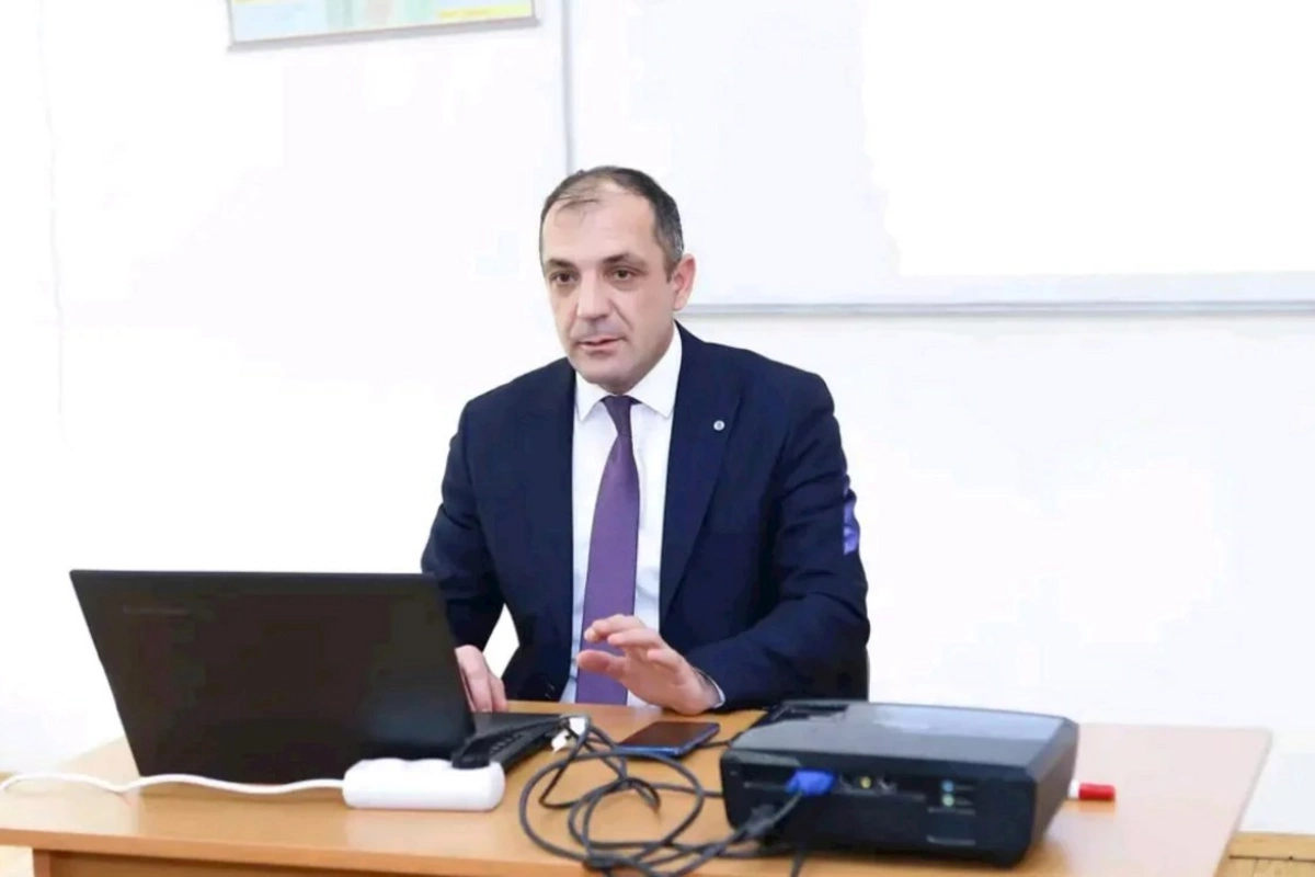 Xaçmaz rayonu üzrə təhsil sektor müdiri vəzifəsindən azad edilib