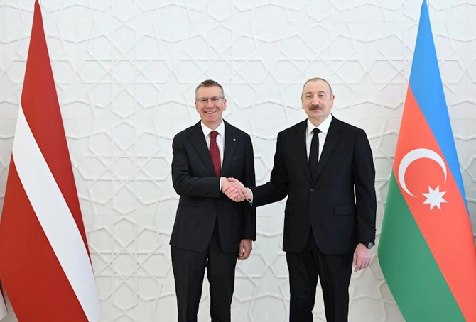 Latviya Prezidentinin rəsmi qarşılanma mərasimi — FOTOLAR