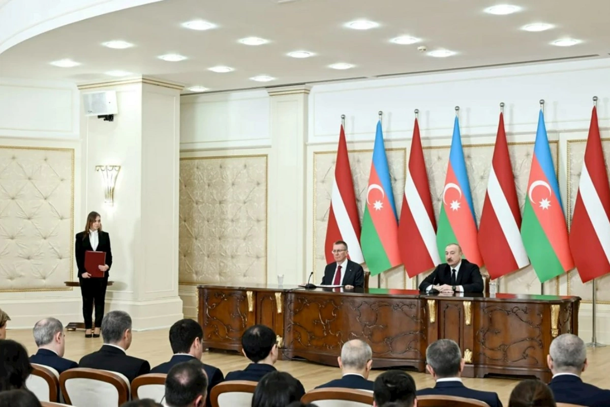 Azərbaycan və Latviya birbaşa uçuşların müzakirəsini planlaşdırır