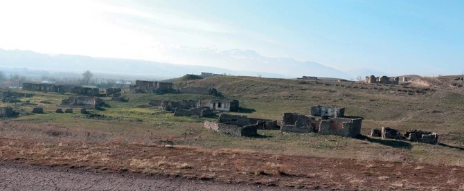 İrəvandan Qarabağa qədər silinən tarix