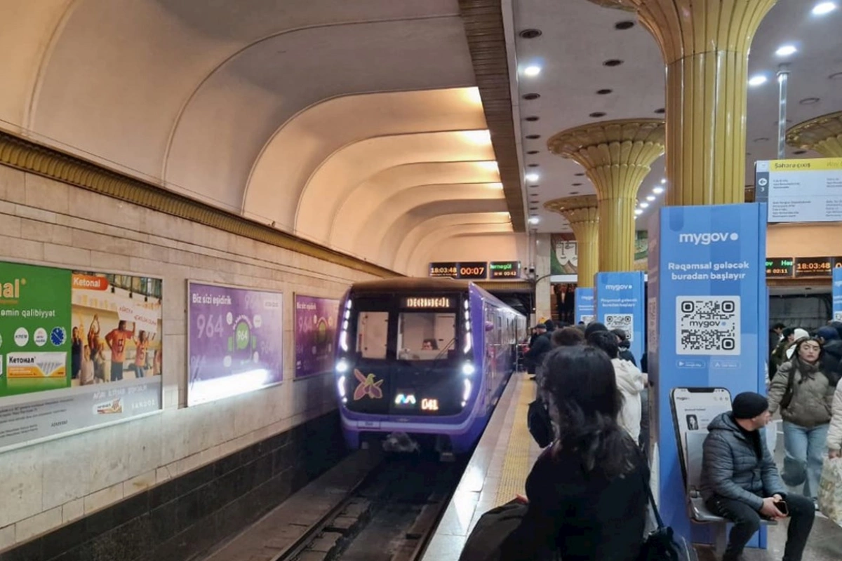 Metroda qatarların hərəkəti tam bərpa olundu