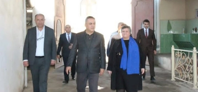 Goranboyda məmur özbaşnalığı: Bələdiyyə sədrinin atası bütün torpağı zəbt edib — FOTOLAR Goranboyda məmur özbaşnalığı: Bələdiyyə sədrinin atası bütün torpağı zəbt edib — FOTOLAR
