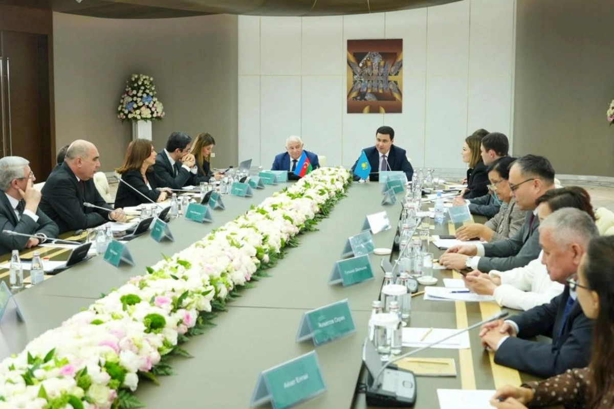 Azərbaycan və Qazaxıstan Xəzərdə səviyyə azalması ilə bağlı birgə fəaliyyətləri genişləndirir — FOTO