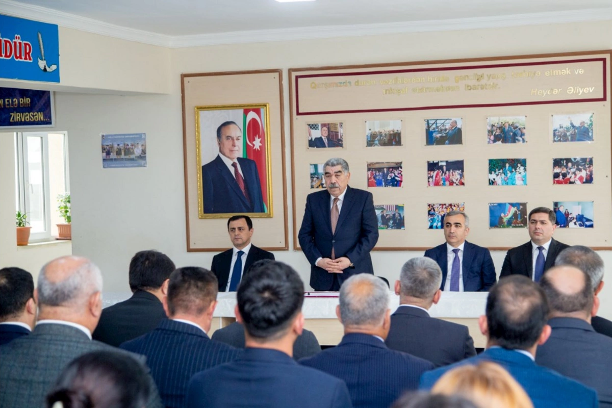Rüstəm Xəlilov Dayıkənd kəndində səyyar qəbul keçirdi — FOTOLAR