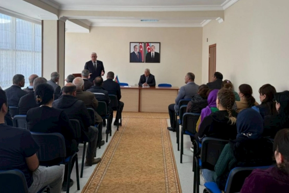 Deputat Vüqar Rəhimzadə Culfada seçiciləri ilə növbəti görüşünü keçirib — FOTOLAR
