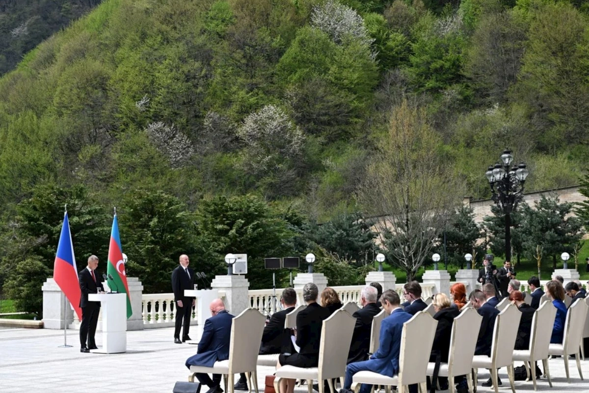 Prezident İlham Əliyev: Çexiya ilə çox fəal siyasi dialoqumuz var