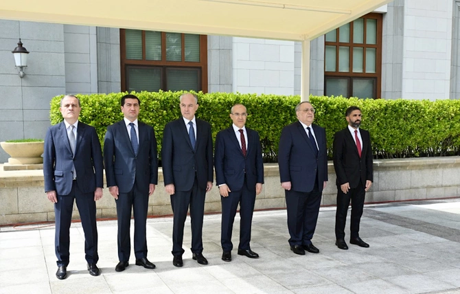 Qəbələdə Çexiyanın Baş nazirinin rəsmi qarşılanma mərasimi oldu — FOTOLAR