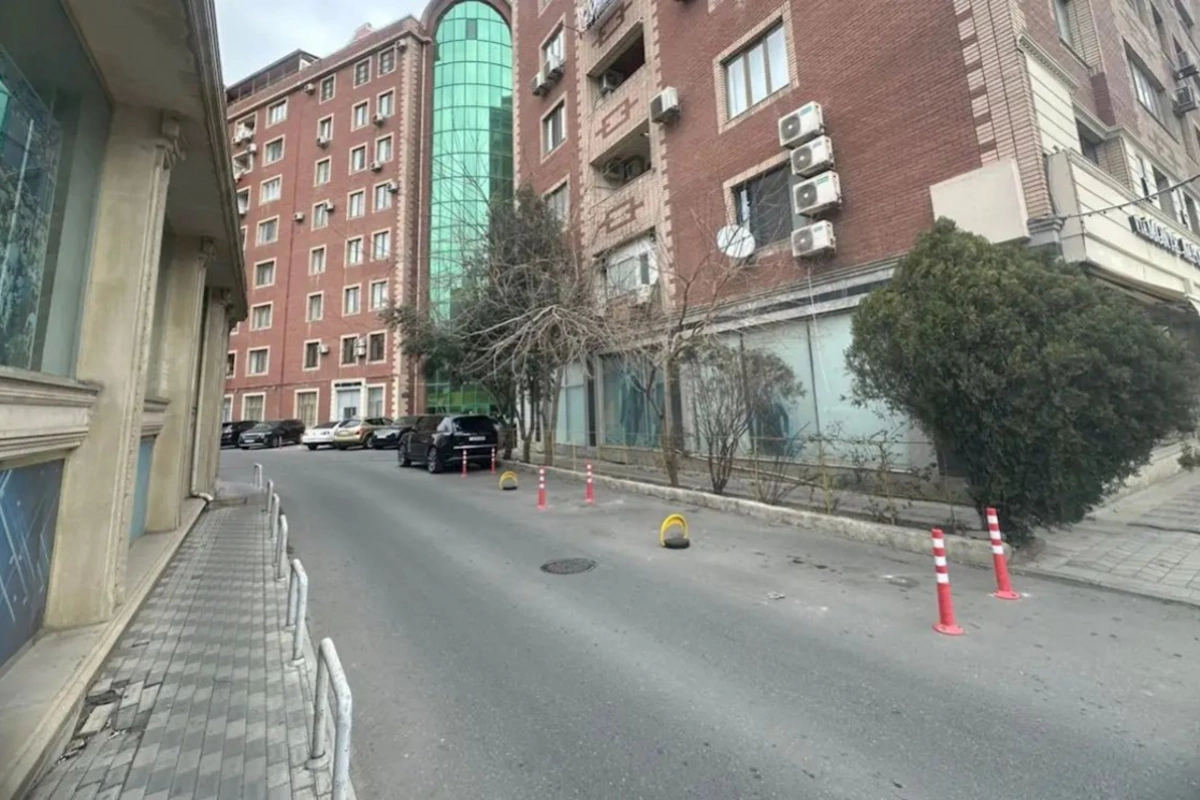 Bakıda binaların həyətini zəbt edənlərə qarşı tədbir görüldü — Sənədin FOTOSU