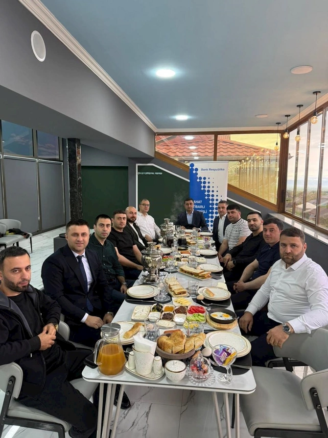 Bank Respublika “Sahibkarlar Günü” münasibətilə regionlarda sahibkarlarla görüşlər keçirib