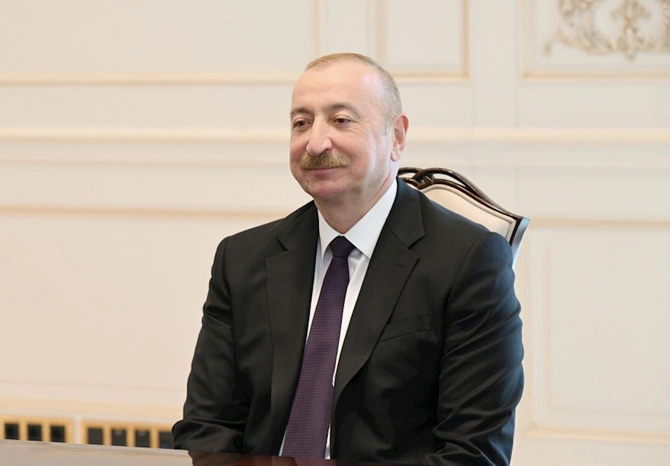 İlham Əliyev Qəbələdə BƏƏ-nin nümayəndə heyətini qəbul etdi — FOTOLAR İlham Əliyev Qəbələdə BƏƏ-nin nümayəndə heyətini qəbul etdi — FOTOLAR