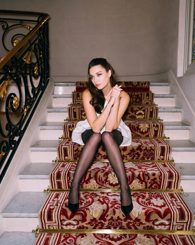 Afra Saraçoğlu iş adamı ilə eşq yaşayır — FOTOLAR Afra Saraçoğlu iş adamı ilə eşq yaşayır — FOTOLAR