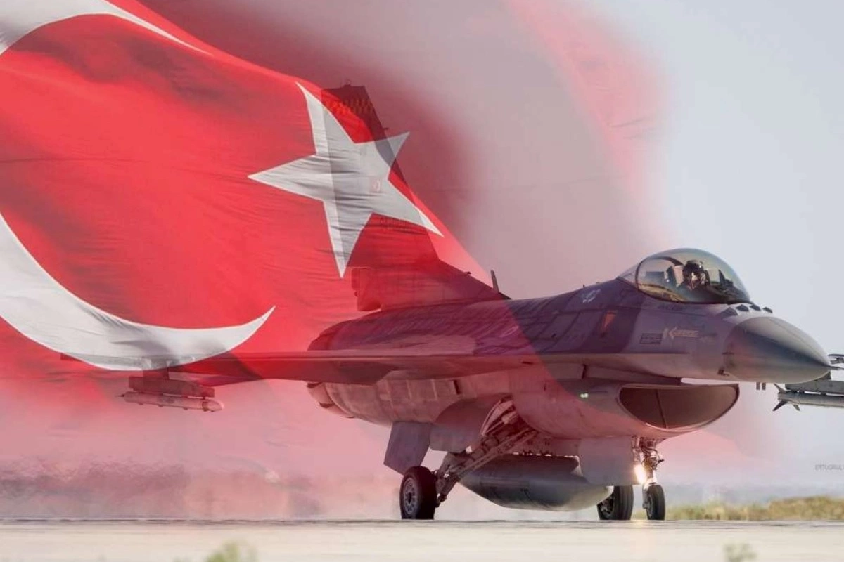 Türkiyə F-16-ları Azərbaycanda — FOTO