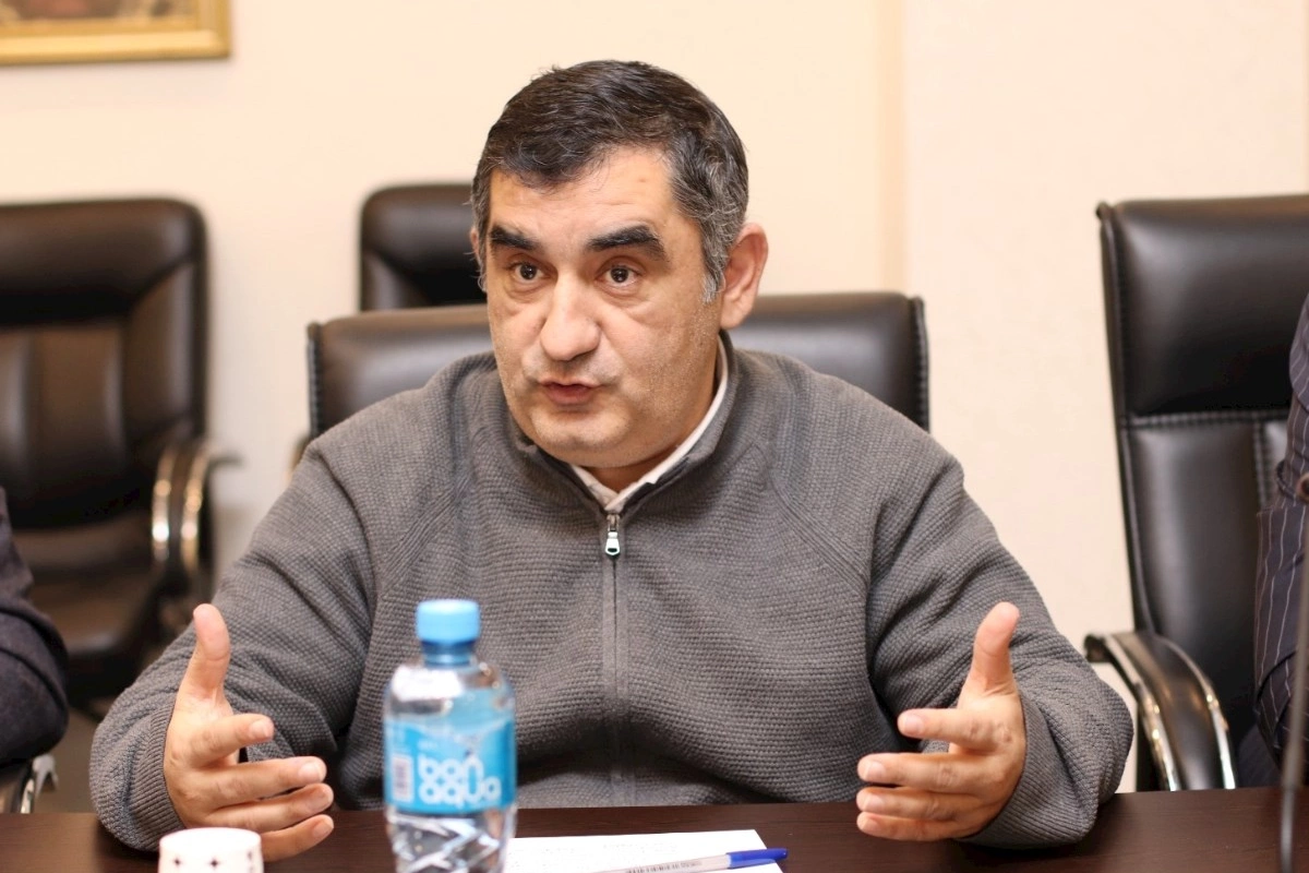 Divarlarda eybəcər yazılar məndə həmişə ikrah hissi doğurub — Ramil İskəndərli