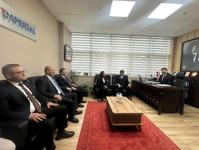 Azərbaycan nümayəndə heyəti Özəl Imperial Xəstəxanasını ziyarət ediblər — FOTOLAR