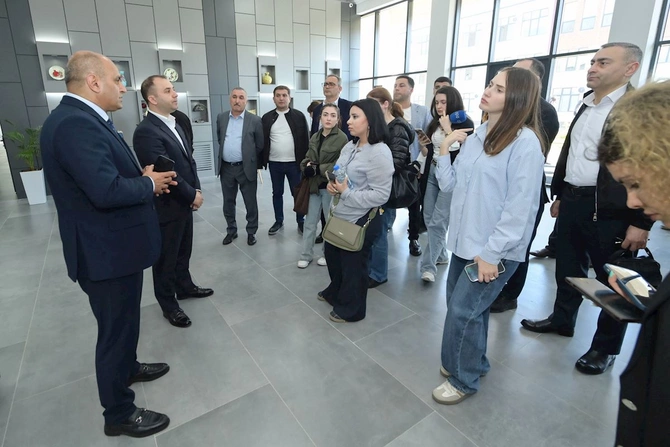 Lənkəran Dövlət Peşə Təhsil Mərkəzinə infotur — FOTOLAR
