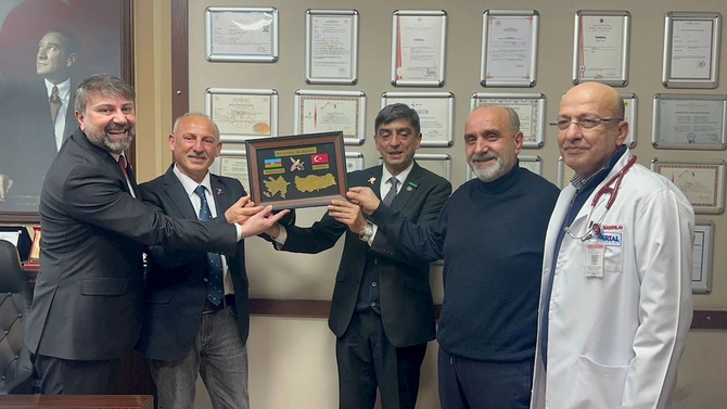 Azərbaycan nümayəndə heyəti Özəl Imperial Xəstəxanasını ziyarət ediblər — FOTOLAR