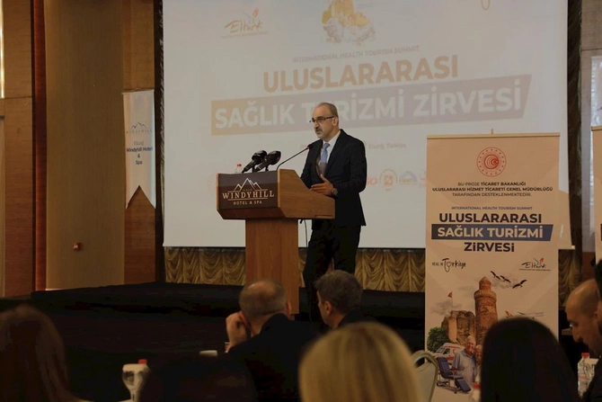 Elazığda “Uluslararası Sağlık Turizmi Zirvesi” uğurla başa çatdı — FOTOLAR