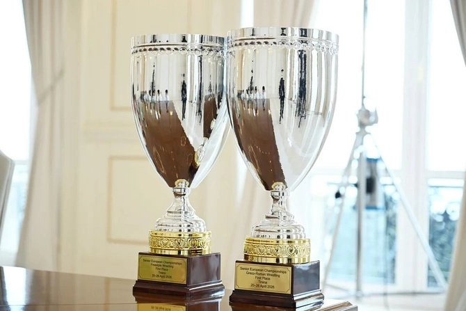 İlham Əliyev Avropa çempionatında komanda hesabında çempion olan güləşçiləri qəbul edib — FOTOLAR (YENİLƏNİB) İlham Əliyev Avropa çempionatında komanda hesabında çempion olan güləşçiləri qəbul edib — FOTOLAR (YENİLƏNİB)