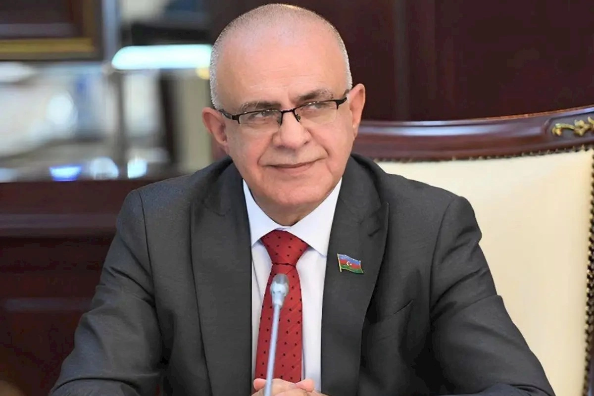 Bakı diplomatik körpü rolunu oynayır — Deputat