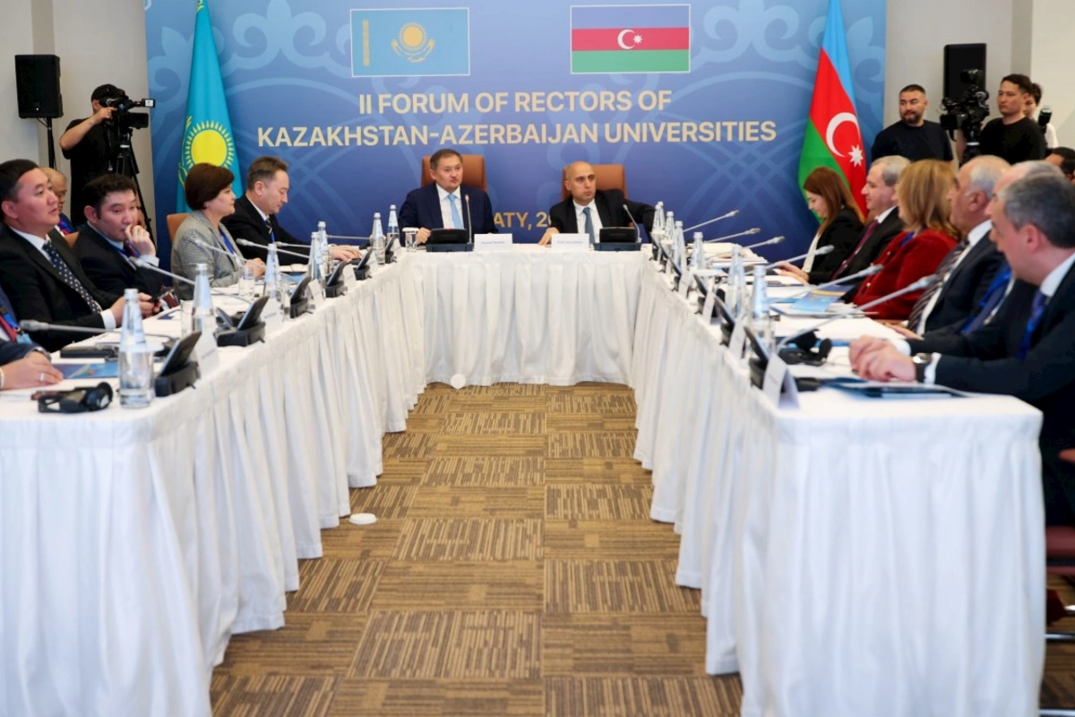 Almatıda Qazaxıstan və Azərbaycan ali təhsil müəssisələrinin II Rektorlar Forumu keçirilib — FOTOLAR