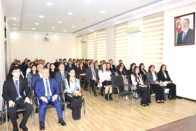 Ədliyyə Akademiyasında vəkilliyə namizədlərin icbari təlimi başladı — FOTOLAR
