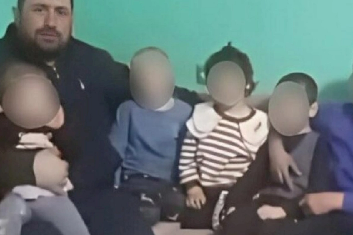 Övladının dəfnində canlı yayım açan 9 uşaq atası nəzarətə götürüldü — RƏSMİ
