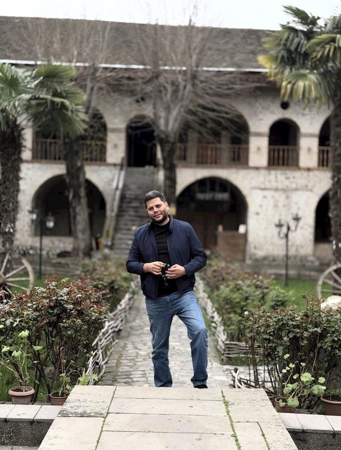 Verilişi bağlanan Zaur Kamal istirahətə yollandı — FOTOLAR