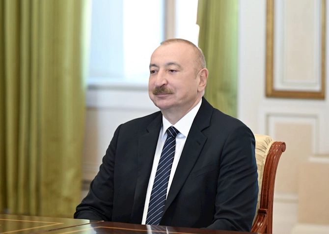İlham Əliyev Qazaxıstanın xarici işlər və nəqliyyat nazirlərini qəbul etdi — FOTOLAR İlham Əliyev Qazaxıstanın xarici işlər və nəqliyyat nazirlərini qəbul etdi — FOTOLAR
