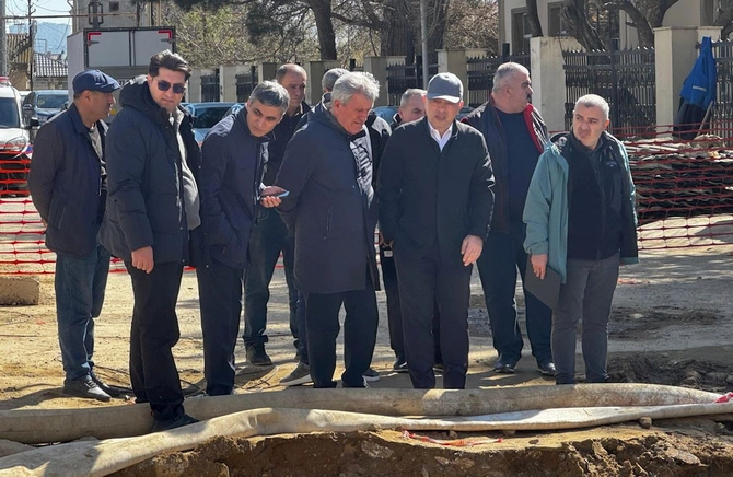 ADSEA sədri ərazidə kollektorun tikinti-bərpa işlərinin gedişatı ilə tanış oldu — VİDEO/FOTOLAR ADSEA sədri ərazidə kollektorun tikinti-bərpa işlərinin gedişatı ilə tanış oldu — VİDEO/FOTOLAR