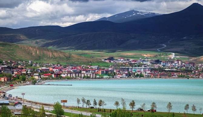 Qalalar şəhəri olan tarixi Bitlis — FOTOLAR