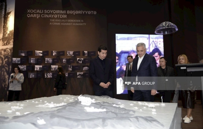 Diplomatik korpusun nümayəndələri Xocalı Soyqırımı Memorialında — FOTOLAR