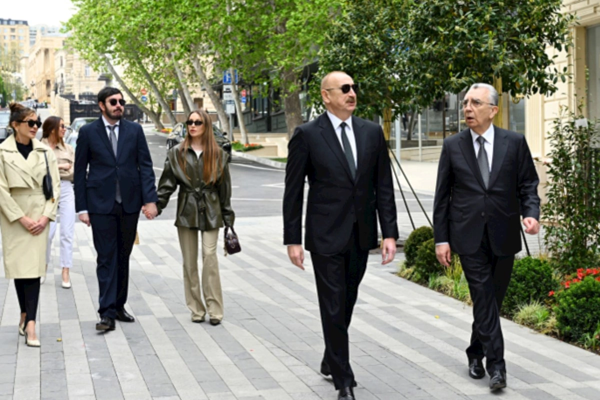 Prezident və birinci xanım İslam Səfərli küçəsinin yenidənqurmadan sonra açılışında iştirak etdi — FOTOLAR