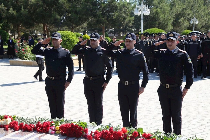Hacıqabulda Ümummilli Lider Heydər Əliyevin anadan olmasının 103-cü ildönümünə həsr olunmuş konsert proqramı keçirildi — FOTOLAR Hacıqabulda Ümummilli Lider Heydər Əliyevin anadan olmasının 103-cü ildönümünə həsr olunmuş konsert proqramı keçirildi — FOTOLAR