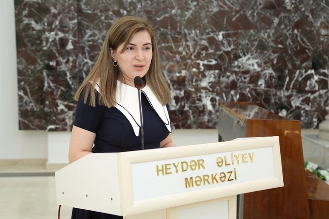Hacıqabulda Ümummilli Lider Heydər Əliyevin anadan olmasının 103-cü ildönümünə həsr olunmuş konsert proqramı keçirildi — FOTOLAR Hacıqabulda Ümummilli Lider Heydər Əliyevin anadan olmasının 103-cü ildönümünə həsr olunmuş konsert proqramı keçirildi — FOTOLAR
