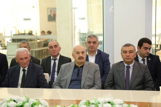 Hacıqabulda Ümummilli Lider Heydər Əliyevin anadan olmasının 103-cü ildönümünə həsr olunmuş konsert proqramı keçirildi — FOTOLAR Hacıqabulda Ümummilli Lider Heydər Əliyevin anadan olmasının 103-cü ildönümünə həsr olunmuş konsert proqramı keçirildi — FOTOLAR