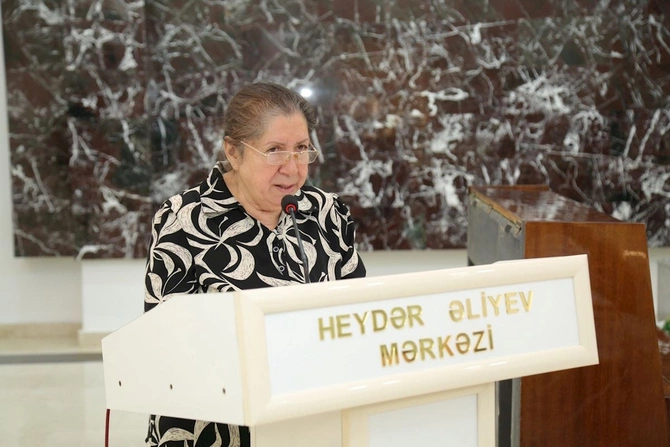 Hacıqabulda Ümummilli Lider Heydər Əliyevin anadan olmasının 103-cü ildönümünə həsr olunmuş konsert proqramı keçirildi — FOTOLAR Hacıqabulda Ümummilli Lider Heydər Əliyevin anadan olmasının 103-cü ildönümünə həsr olunmuş konsert proqramı keçirildi — FOTOLAR