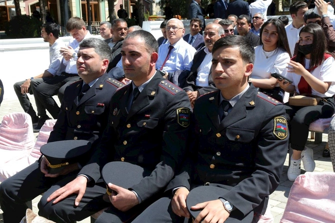Hacıqabulda Ümummilli Lider Heydər Əliyevin anadan olmasının 103-cü ildönümünə həsr olunmuş konsert proqramı keçirildi — FOTOLAR Hacıqabulda Ümummilli Lider Heydər Əliyevin anadan olmasının 103-cü ildönümünə həsr olunmuş konsert proqramı keçirildi — FOTOLAR