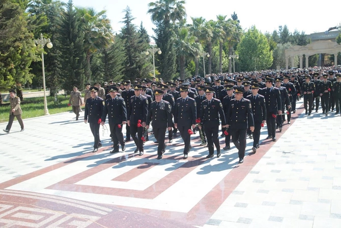 Salyanda Heydər Əliyevin anadan olmasının 103 illiyi qeyd olundu — FOTOLAR Salyanda Heydər Əliyevin anadan olmasının 103 illiyi qeyd olundu — FOTOLAR