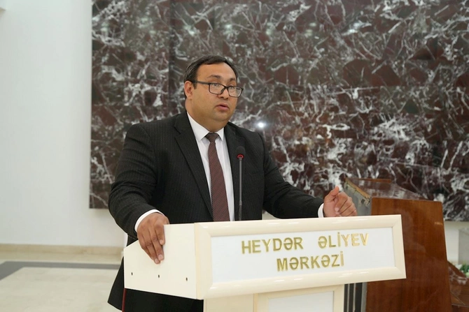 Hacıqabulda Ümummilli Lider Heydər Əliyevin anadan olmasının 103-cü ildönümünə həsr olunmuş konsert proqramı keçirildi — FOTOLAR Hacıqabulda Ümummilli Lider Heydər Əliyevin anadan olmasının 103-cü ildönümünə həsr olunmuş konsert proqramı keçirildi — FOTOLAR