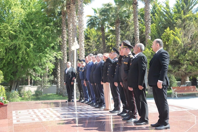 Salyanda Heydər Əliyevin anadan olmasının 103 illiyi qeyd olundu — FOTOLAR Salyanda Heydər Əliyevin anadan olmasının 103 illiyi qeyd olundu — FOTOLAR