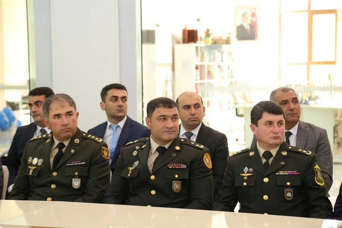 Hacıqabulda Ümummilli Lider Heydər Əliyevin anadan olmasının 103-cü ildönümünə həsr olunmuş konsert proqramı keçirildi — FOTOLAR Hacıqabulda Ümummilli Lider Heydər Əliyevin anadan olmasının 103-cü ildönümünə həsr olunmuş konsert proqramı keçirildi — FOTOLAR