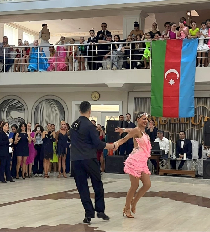 İdman rəqsləri üzrə ölkə çempionatı keçirilib — VİDEO/FOTOLAR İdman rəqsləri üzrə ölkə çempionatı keçirilib — VİDEO/FOTOLAR