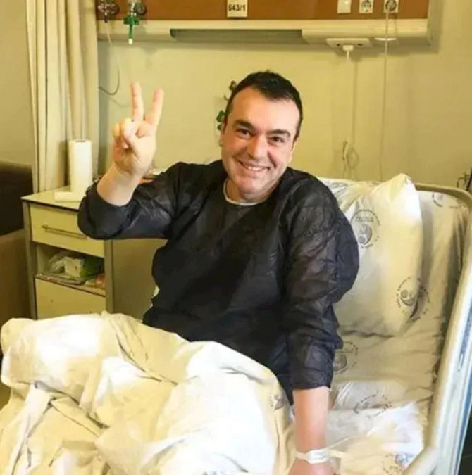 Tanınmış türkiyəli aktyor vəfat etdi — Dünən ad gününü qeyd etmişdi (FOTOLAR) Tanınmış türkiyəli aktyor vəfat etdi — Dünən ad gününü qeyd etmişdi (FOTOLAR)