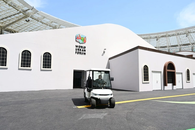 Prezident Olimpiya Stadionunun ərazisində WUF13 ilə bağlı görülən işlərlə tanış oldu — FOTOLAR Prezident Olimpiya Stadionunun ərazisində WUF13 ilə bağlı görülən işlərlə tanış oldu — FOTOLAR