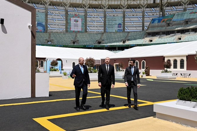 Prezident Olimpiya Stadionunun ərazisində WUF13 ilə bağlı görülən işlərlə tanış oldu — FOTOLAR Prezident Olimpiya Stadionunun ərazisində WUF13 ilə bağlı görülən işlərlə tanış oldu — FOTOLAR