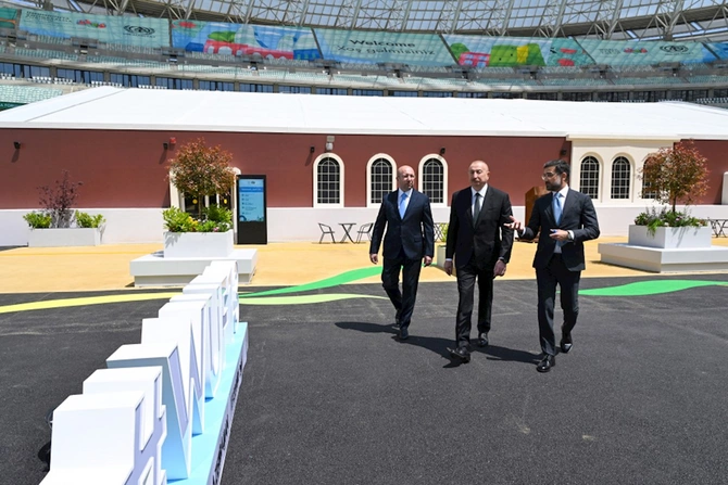 Prezident Olimpiya Stadionunun ərazisində WUF13 ilə bağlı görülən işlərlə tanış oldu — FOTOLAR Prezident Olimpiya Stadionunun ərazisində WUF13 ilə bağlı görülən işlərlə tanış oldu — FOTOLAR