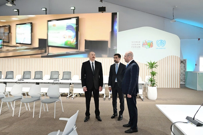 Prezident Olimpiya Stadionunun ərazisində WUF13 ilə bağlı görülən işlərlə tanış oldu — FOTOLAR Prezident Olimpiya Stadionunun ərazisində WUF13 ilə bağlı görülən işlərlə tanış oldu — FOTOLAR
