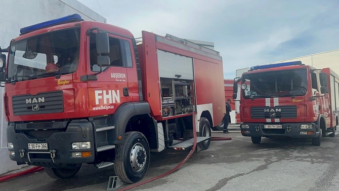 Yanğının söndürülməsinə helikopterlər cəlb edildi — CANLI/FOTOLAR
