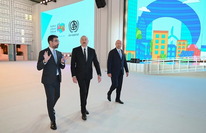 Prezident Olimpiya Stadionunun ərazisində WUF13 ilə bağlı görülən işlərlə tanış oldu — FOTOLAR Prezident Olimpiya Stadionunun ərazisində WUF13 ilə bağlı görülən işlərlə tanış oldu — FOTOLAR