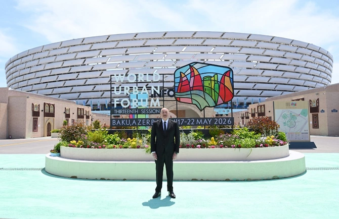 Prezident Olimpiya Stadionunun ərazisində WUF13 ilə bağlı görülən işlərlə tanış oldu — FOTOLAR Prezident Olimpiya Stadionunun ərazisində WUF13 ilə bağlı görülən işlərlə tanış oldu — FOTOLAR